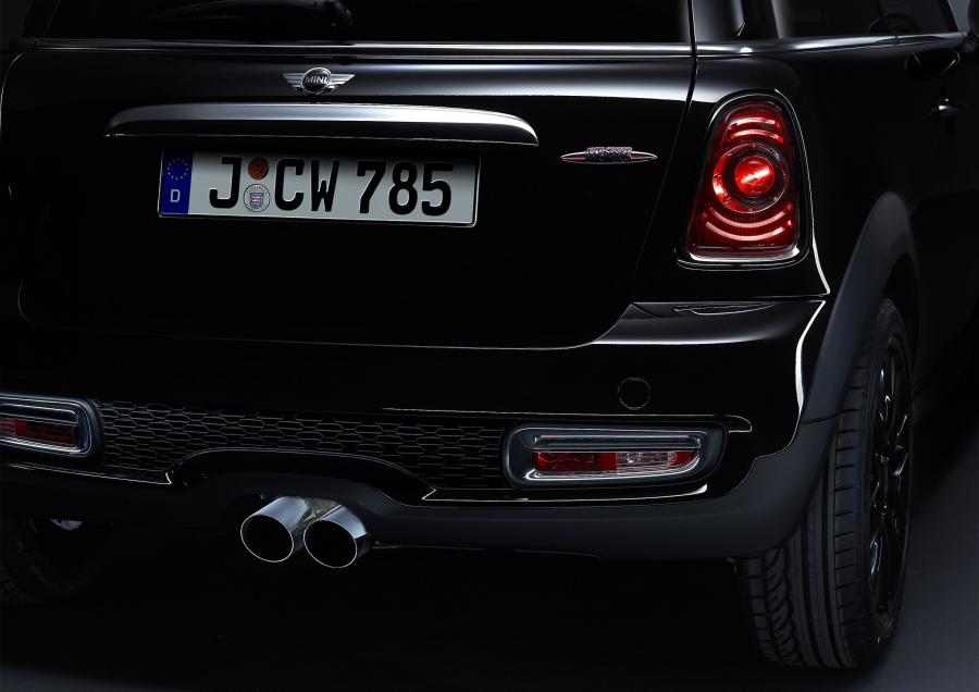  Mini Cooper JCW 2011 года  (фото 8 из 13)